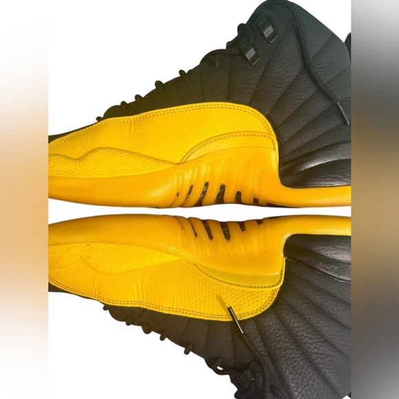 Air Jordan 12 Retro "University Gold" Men US size 11 - Picture 9 of 12